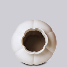 Load image into Gallery viewer, Rustic White Porcelain Gourd Vase Vases Cobalt Guild 
