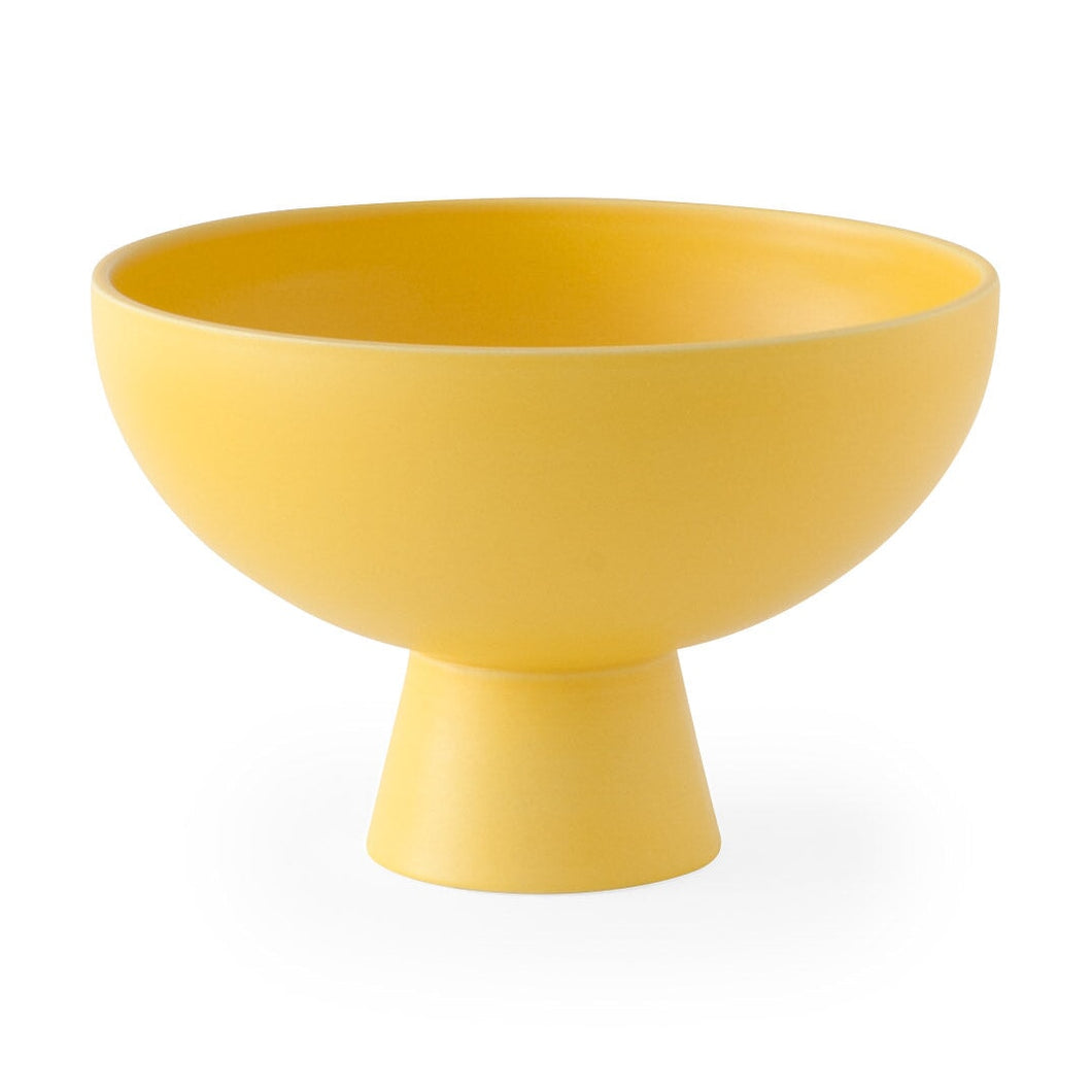 Raawii Strøm Bowl Serving Bowls MoMA Freesia Yellow Large 