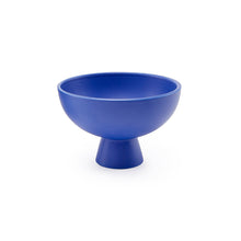 Load image into Gallery viewer, Raawii Strøm Bowl Serving Bowls MoMA Horizon Blue Small 
