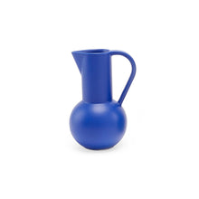 Load image into Gallery viewer, Raawii Strøm Jug Pitchers MoMA Horizon Blue Small 
