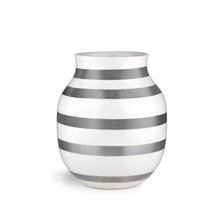 Load image into Gallery viewer, Omaggio Vase Kähler Silver 7.9&quot;h x 6.3&quot;dia 
