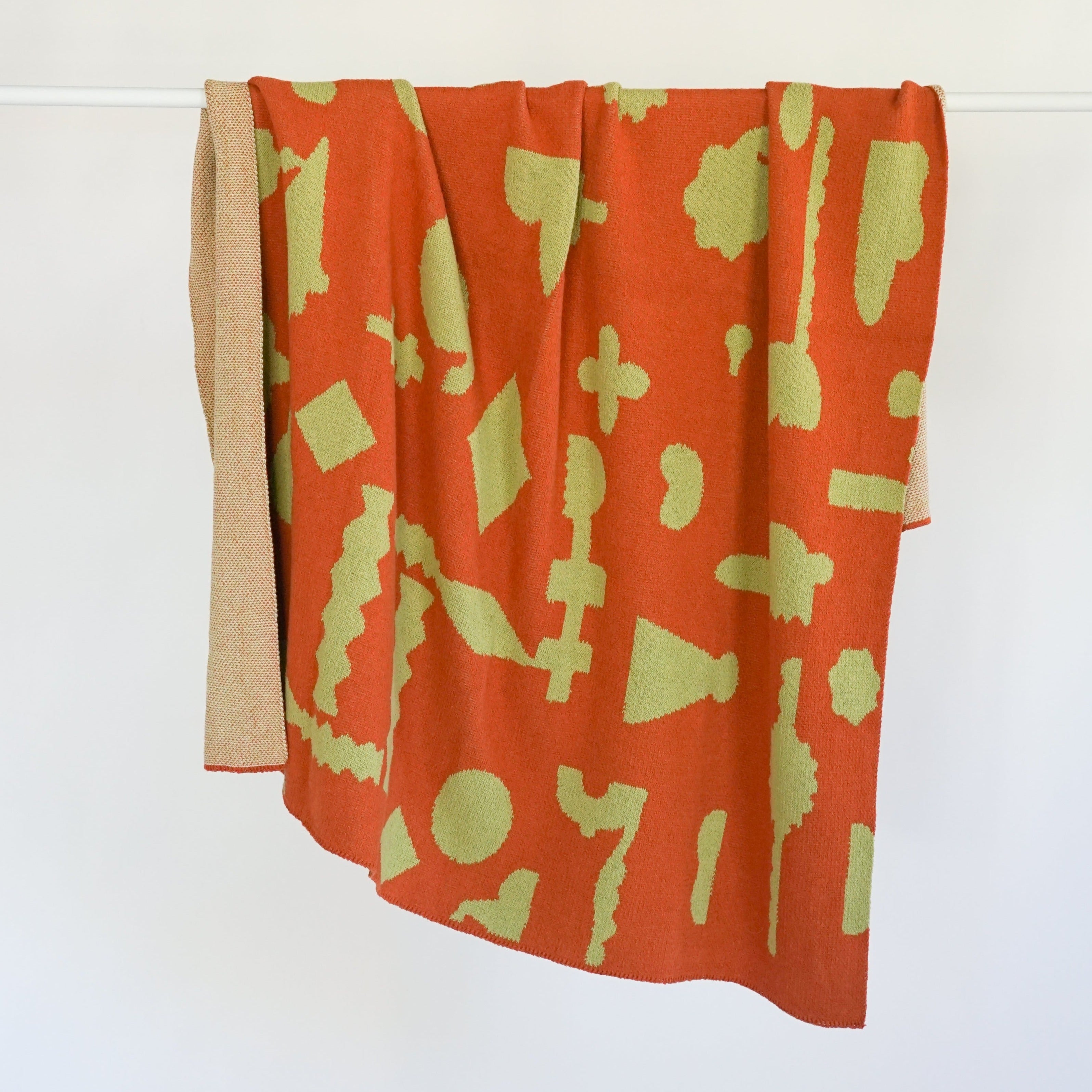 KNIT BLANKET / CUTOUT interiors/textiles STATE
