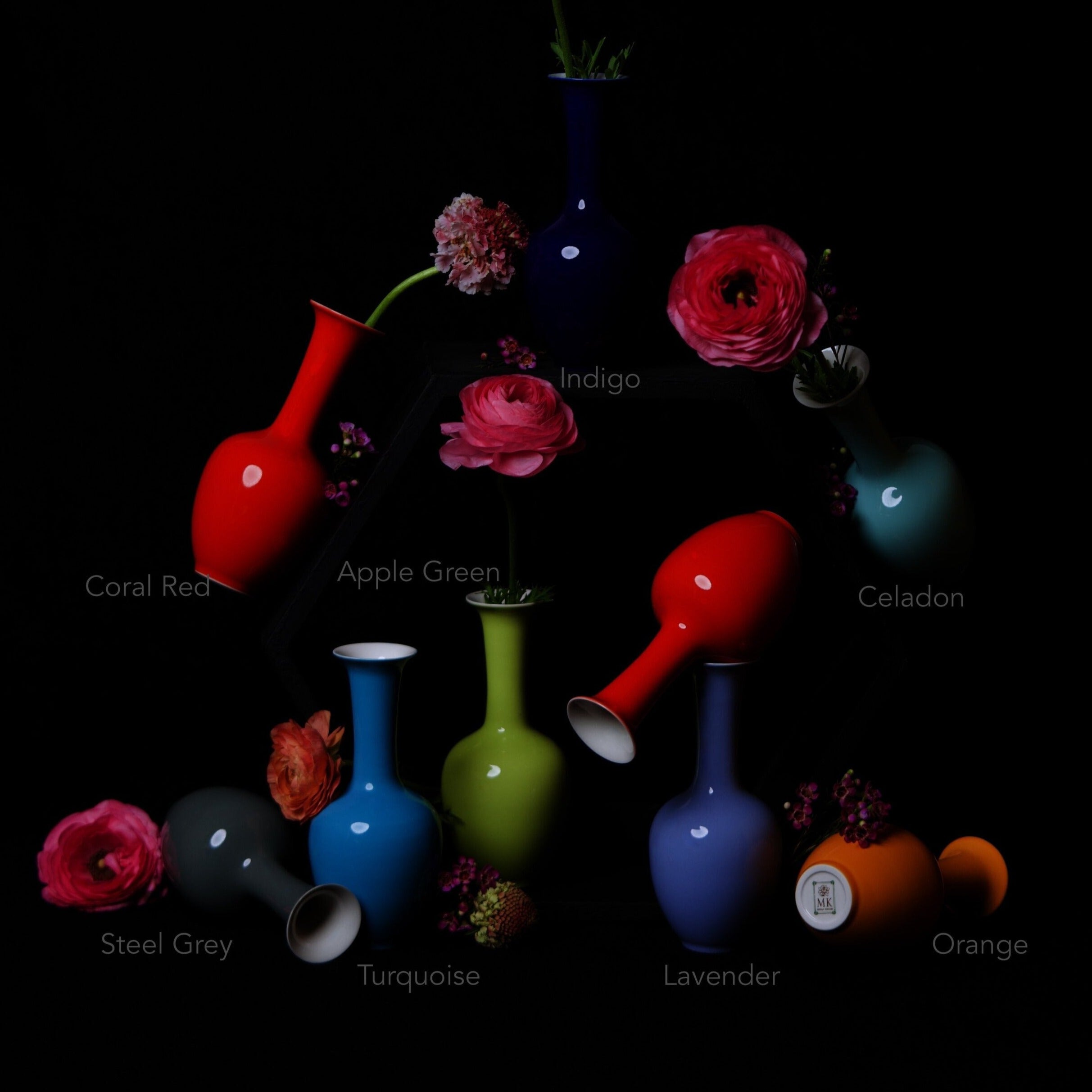 Glossy Mini Vase, Shape 8 Vases Middle Kingdom