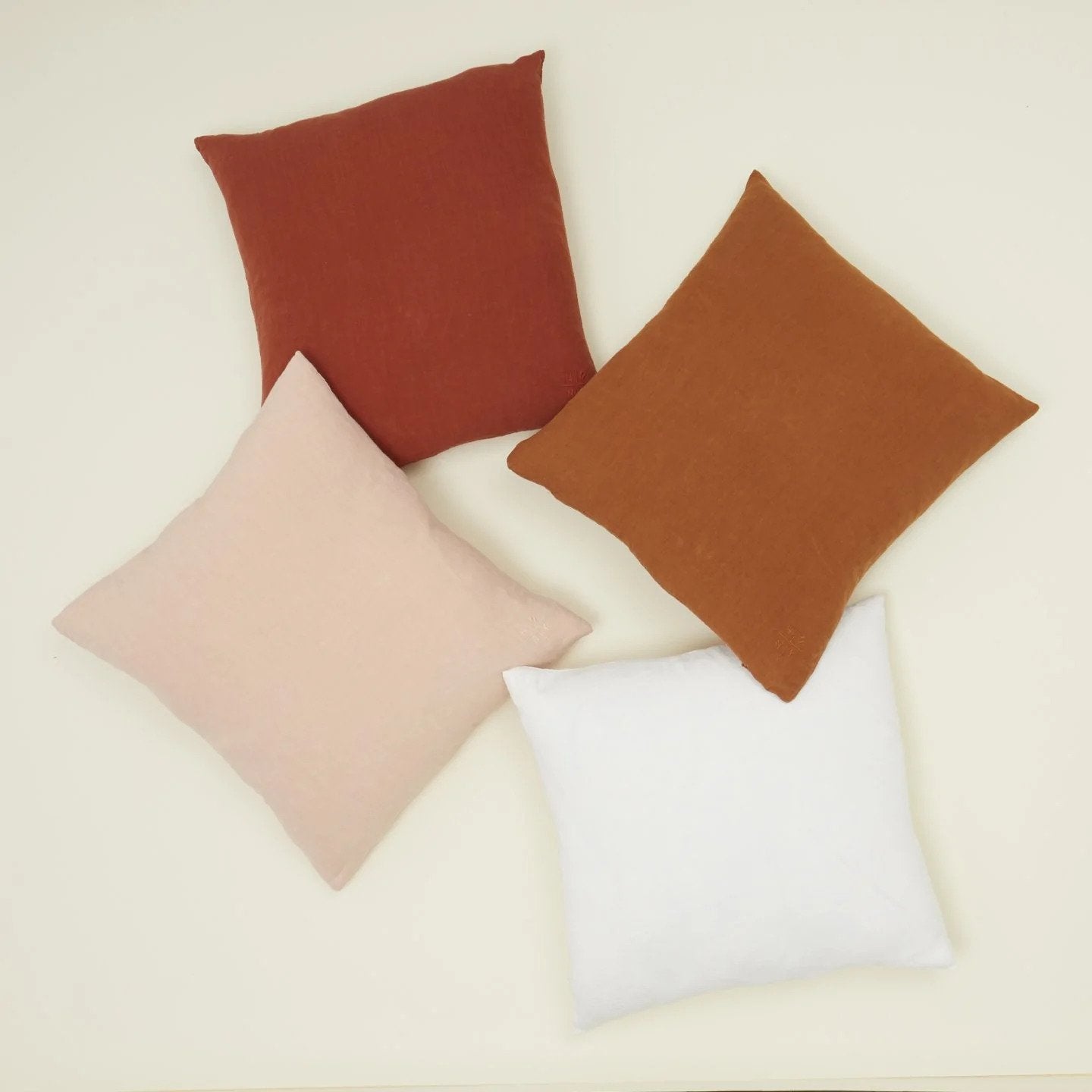 Simple Linen Pillow THROW PILLOWS Hawkins New York 