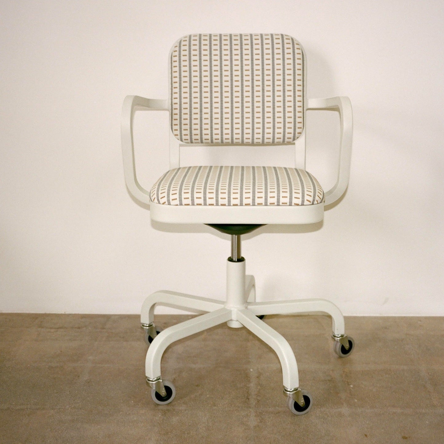 White Officer Chair with Cream Mexidot - Afternoon Light Exclusive OFFICE CHAIRS Emeco