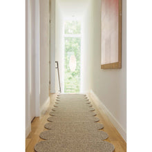 Load image into Gallery viewer, Curvy Runner Area Rugs Cicil Home 
