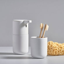 Load image into Gallery viewer, Ume Toothbrush Mug Zone Denmark 
