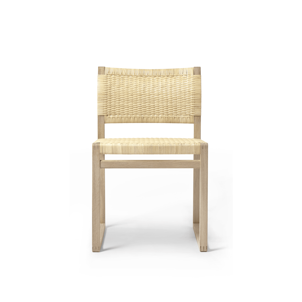BM61 Chair with Natural Cane Wicker Dining Side Chairs Fredericia 