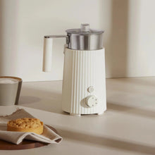Load image into Gallery viewer, Plissé Milk Frother Coffee Makers Alessi 
