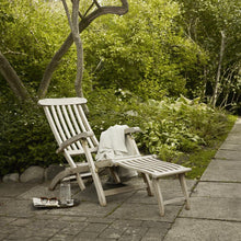 Load image into Gallery viewer, Steamer Deck Chair Outdoor Furniture Skagerak by Fritz Hansen 
