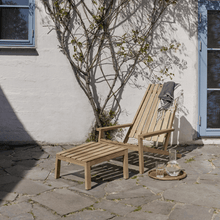Load image into Gallery viewer, Between Lines Deck Chair Outdoor Lounge Chairs Skagerak by Fritz Hansen 
