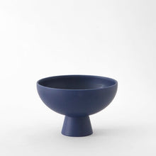 Load image into Gallery viewer, Strøm Bowl Serving Bowls raawii 
