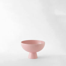 Load image into Gallery viewer, Strøm Bowl Serving Bowls raawii 
