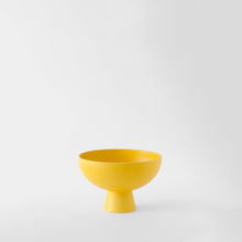 Load image into Gallery viewer, Strøm Bowl Serving Bowls raawii 
