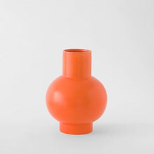 Load image into Gallery viewer, Strøm Vase Vases raawii Vibrant Orange Large 
