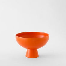 Load image into Gallery viewer, Strøm Bowl Serving Bowls raawii 
