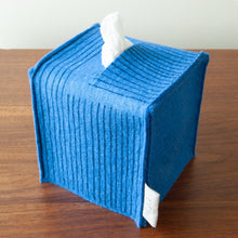 Load image into Gallery viewer, Wool Felt Tissue Box Cover Tissue Boxes Olga Joan Blau Duo Print on lake 
