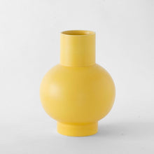 Load image into Gallery viewer, Strøm Vase Vases raawii Freesia Yellow Extra Large 
