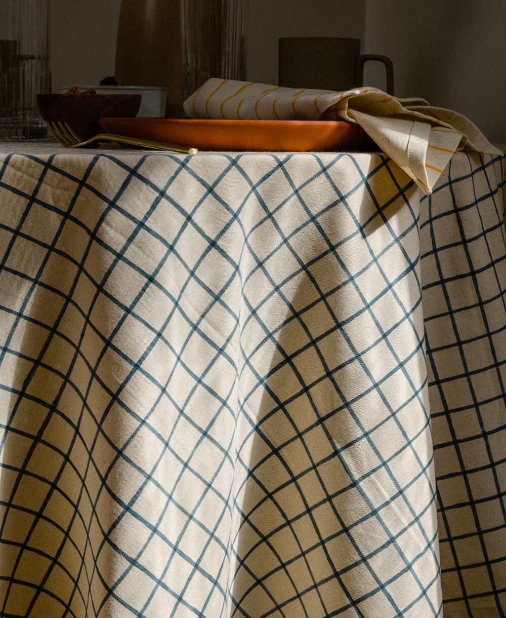 Block Print Grid Tablecloth – Afternoon Light