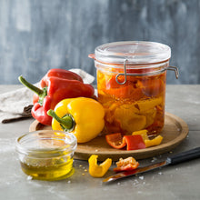 Load image into Gallery viewer, Lock-Eat Food Jar 25.25oz, 1 Piece Food Containers Luigi Bormioli 
