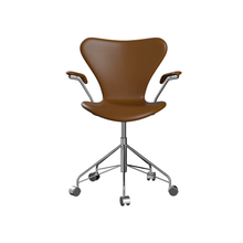 Load image into Gallery viewer, Series 7 Office Chair Office Chairs Fritz Hansen 
