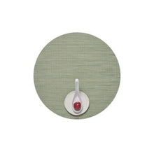 Load image into Gallery viewer, Bamboo Placemat Placemats Chilewich Spring Green Round 
