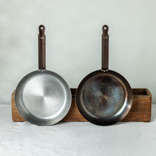 Load image into Gallery viewer, 12.5&quot; Carbon Steel Skillet Carbon Steel Sardel 
