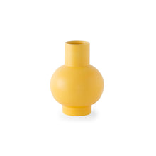Load image into Gallery viewer, Raawii Strøm Vase Vases MoMA Freesia Yellow Small 

