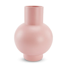 Load image into Gallery viewer, Raawii Strøm Vase Vases MoMA Coral Blush Extra Large 
