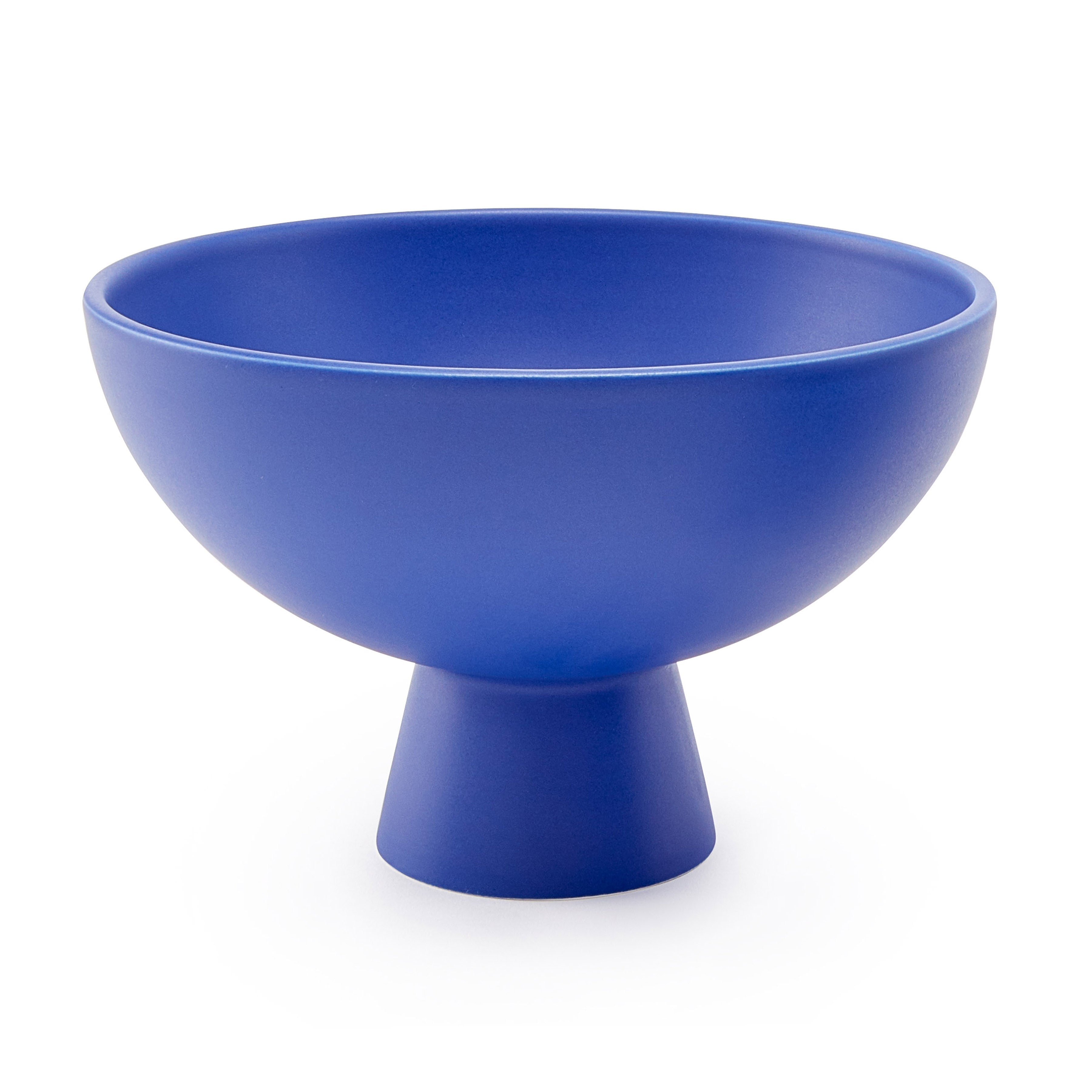 Raawii Strøm Bowl Serving Bowls MoMA Horizon Blue Large 