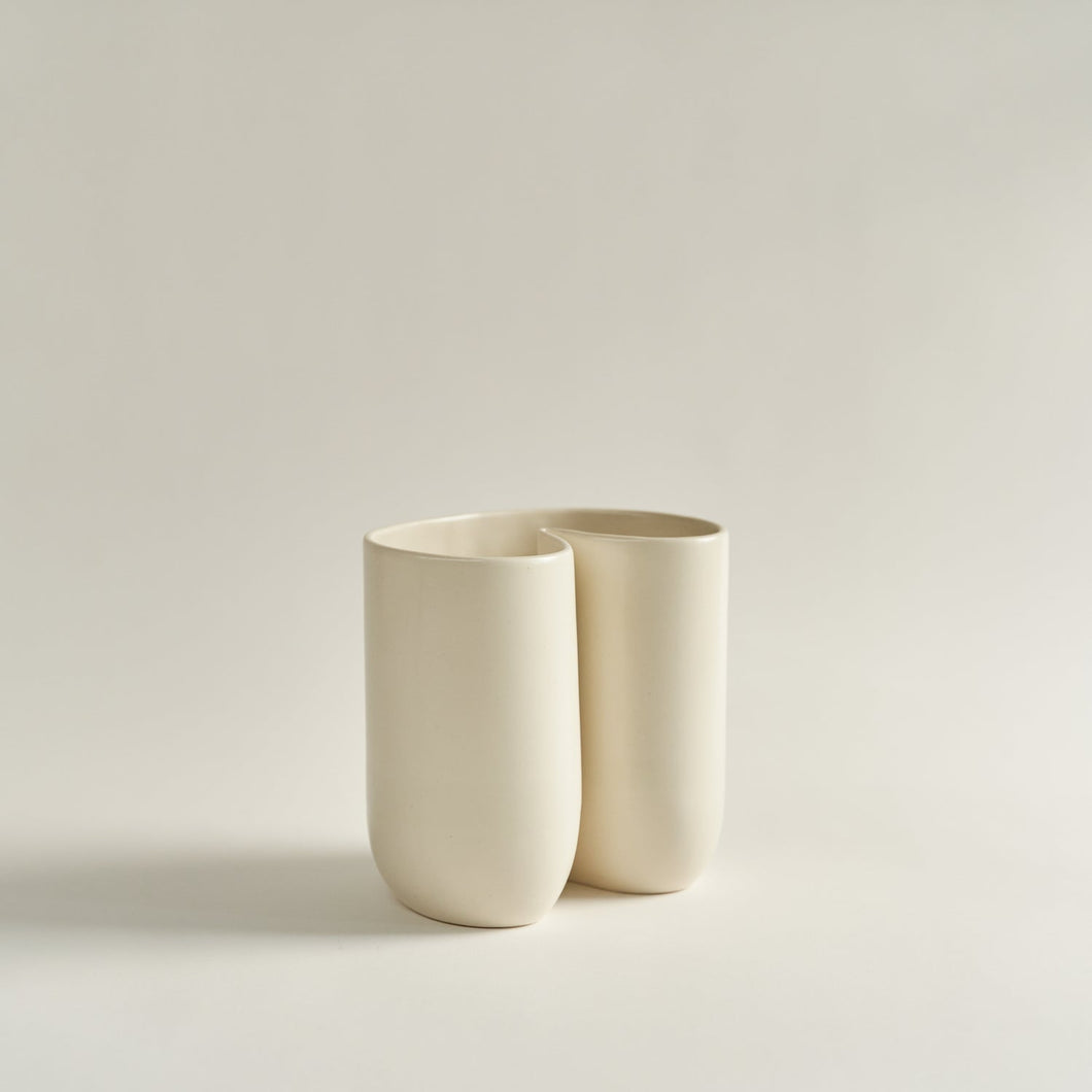 Esse Vessel Vases Dust + Form Satin Ivory 