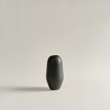 Load image into Gallery viewer, Heir Vessel Vases Dust + Form Matte Charcoal 
