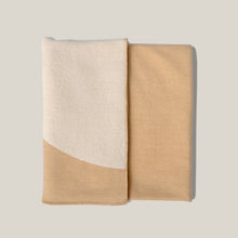 Load image into Gallery viewer, CREMA Throw Blankets Manifatura 
