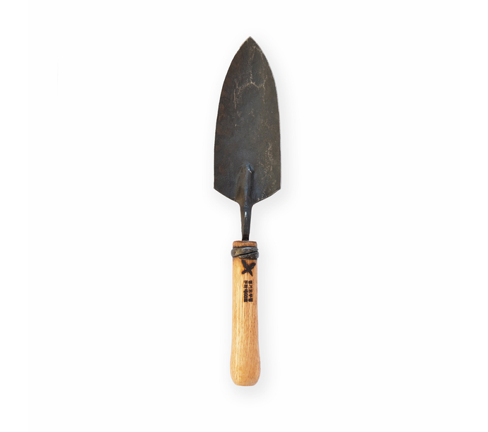 Straight on view of a garden trowel with wooden handle.