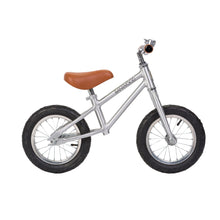 Load image into Gallery viewer, First Go Balance Bike Kids Banwood Chrome 
