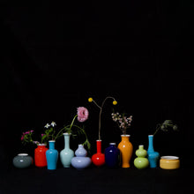 Load image into Gallery viewer, Glossy Mini Vase, Shape 4 Vases Middle Kingdom 
