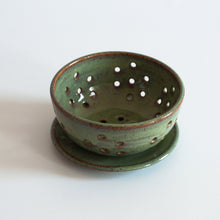 Load image into Gallery viewer, Large Berry Bowl Rachael Pots 
