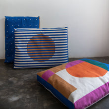 Load image into Gallery viewer, SHAPES DOG BED - MULTI Dog Bed Leah Singh 
