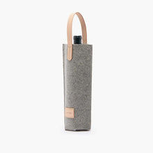 Load image into Gallery viewer, Cozy Carrier Merino Wool Felt Solo Wine Carriers Graf Lantz 
