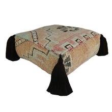 Load image into Gallery viewer, Moroccan Wool Pouf luxury Le Foundouk 
