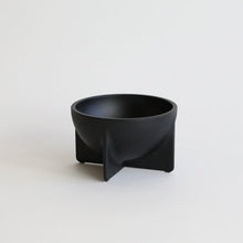Load image into Gallery viewer, Small Round Standing Bowl TRAYS &amp; CATCHALLS Fort Standard Objects Matte Black 
