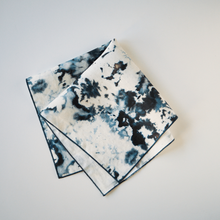 Load image into Gallery viewer, Grey Marble Napkins Napkins Goldie Home 
