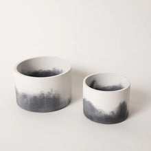 Load image into Gallery viewer, Vessels - Set of 2 Indoor Planters Pretti.Cool Cookies n&#39; Cream 
