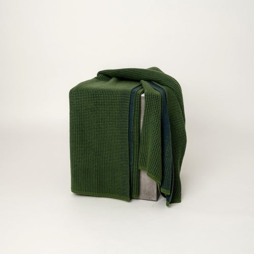 Fern Green & Dark Navy Waffle Knit Cashmere Throw Hangai Mountain Textiles 