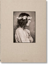 Load image into Gallery viewer, Goldsmith, Patti Smith BOOKS Taschen 
