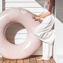Load image into Gallery viewer, CURVES OVERSIZED POOL TUBE Pool Tube &amp; Sunday 
