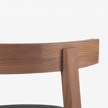 Load image into Gallery viewer, Oki-Nami Chair Chairs Case Furniture 
