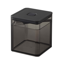 Load image into Gallery viewer, Vacuum-Sealing Food Container w. Spoon - Polypropylene FOOD STORAGE Yamazaki Home 
