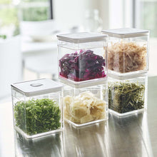 Load image into Gallery viewer, Vacuum-Sealing Food Container w. Tongs - Polypropylene FOOD STORAGE Yamazaki Home 
